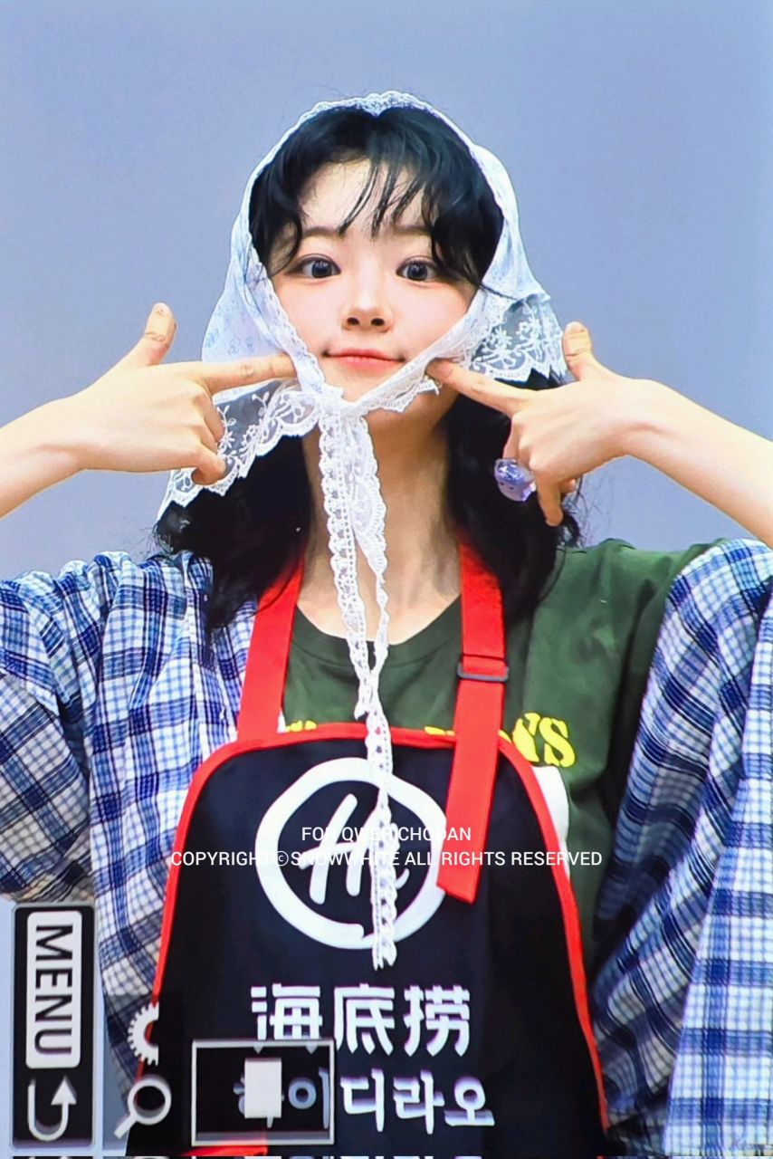 [QWER] 쵸단1_2.jpg