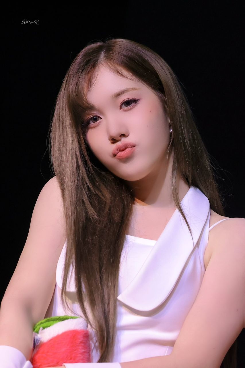 스테이씨 재이1_5.jpg