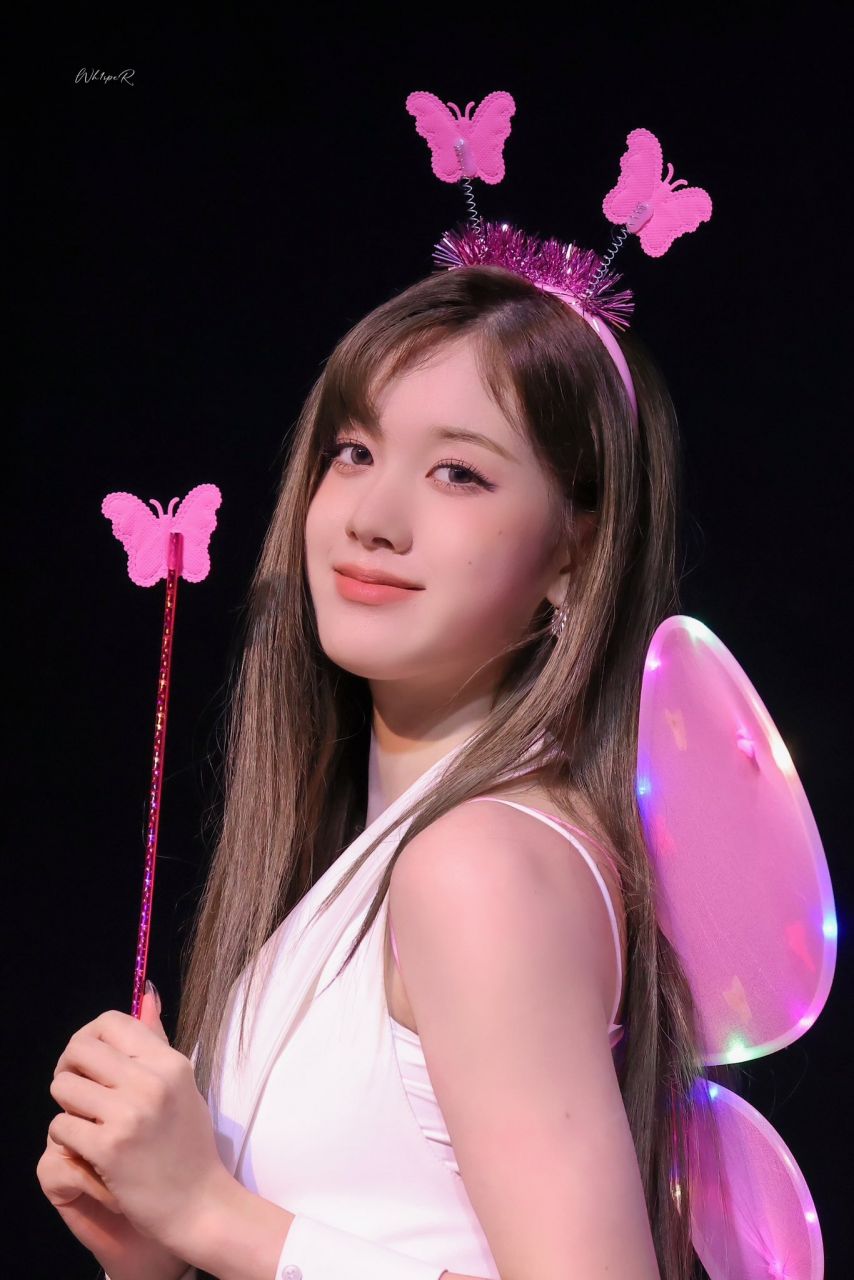 스테이씨 재이1_3.jpg