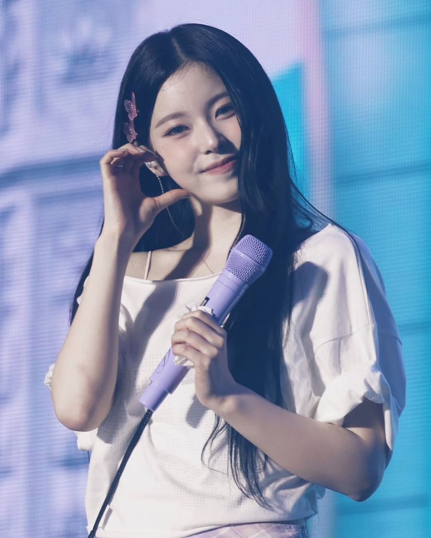 NMIXX (엔믹스) 규진1_5.jpg