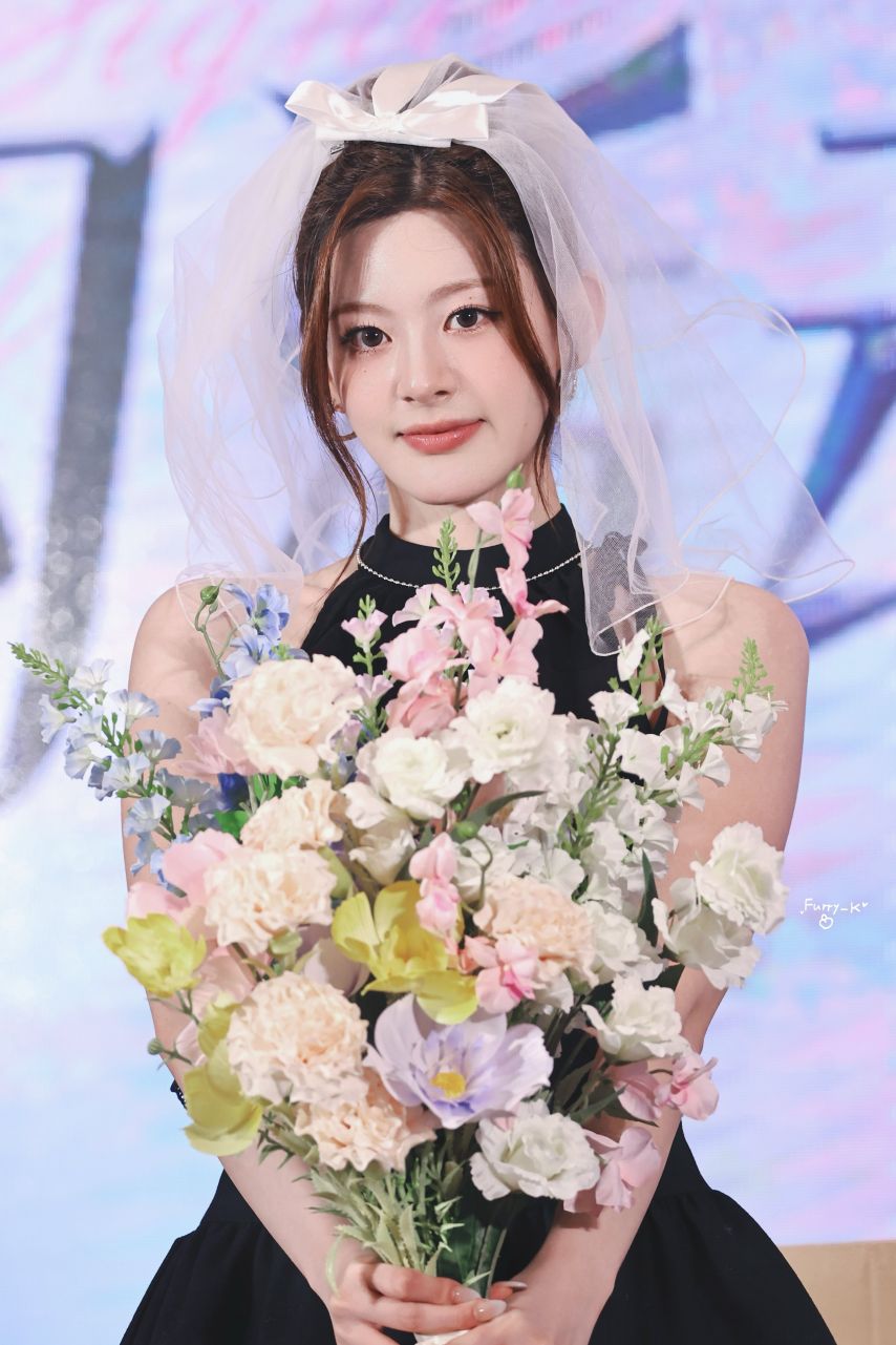 스테이씨 세은1_4.jpg