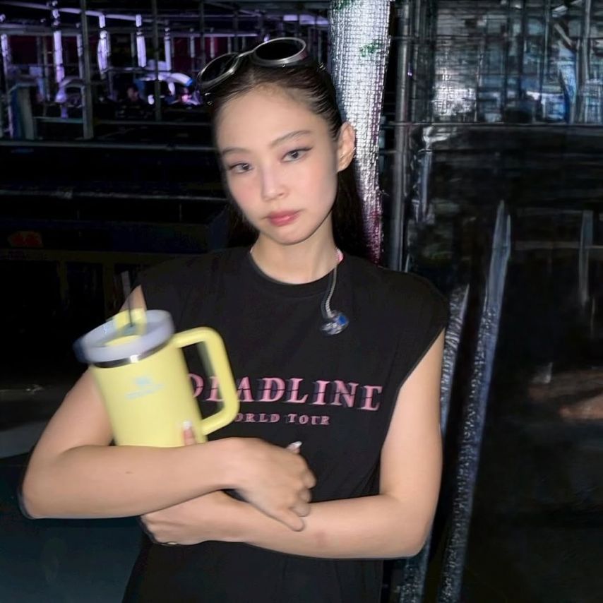 BLACKPINK (블랙핑크) 제니1_11.jpg