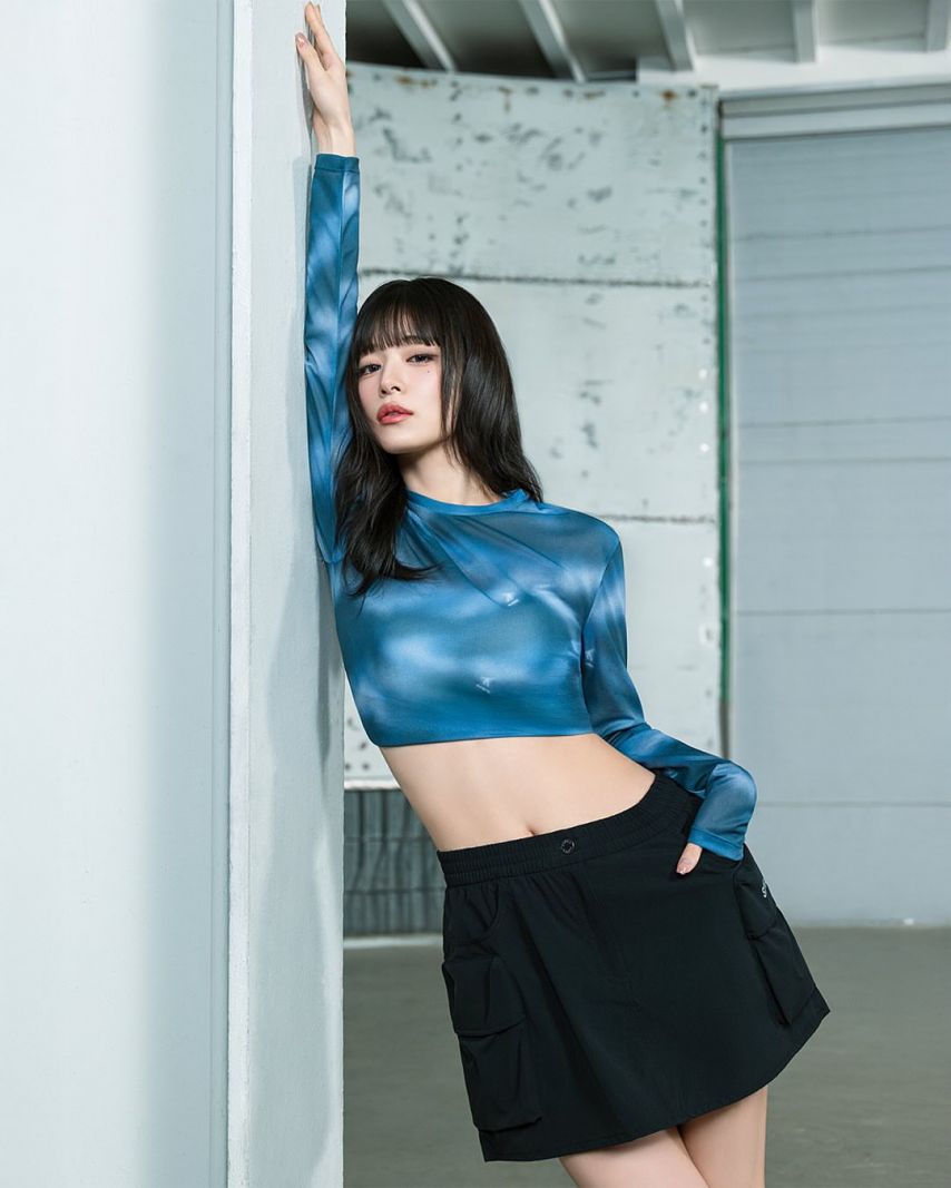 프로미스나인 이채영 수프라1_1.jpg
