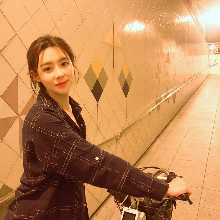 이유빈 아나운서1_4.jpg