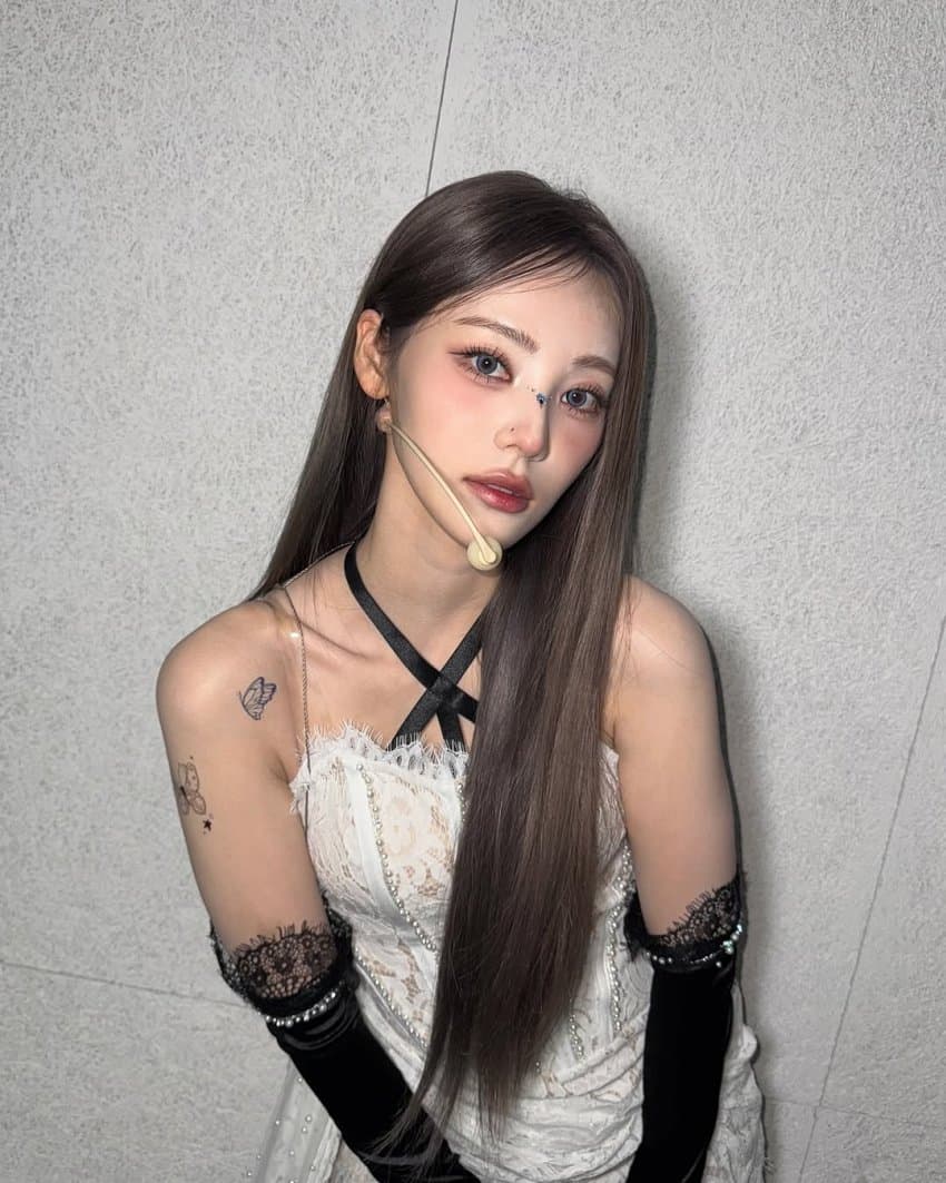 이달의소녀-진솔1_6.jpg