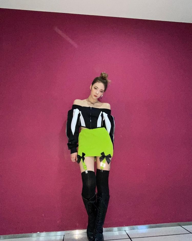 ITZY 리아1_3.jpg