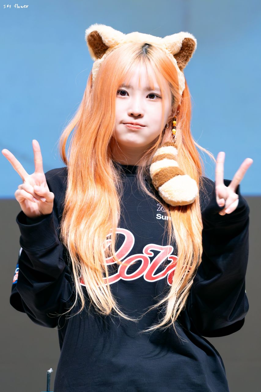 프로미스나인 송하영1_2.jpg