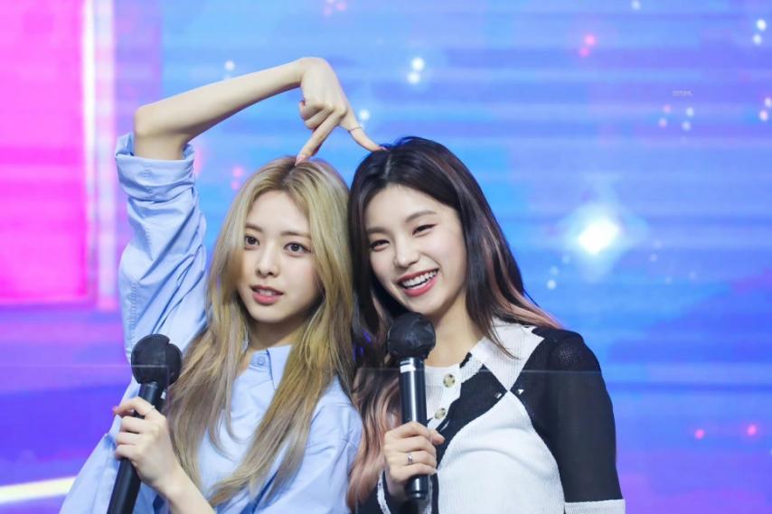 ITZY 예지1_3.jpg