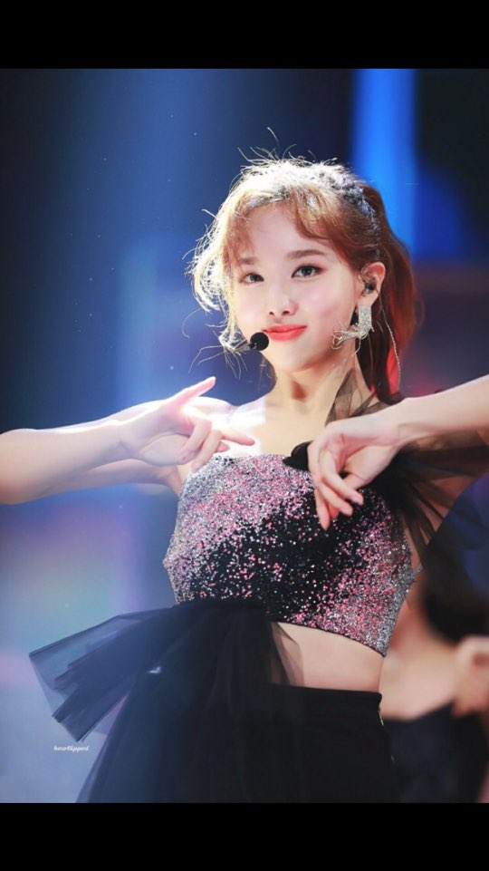 트와이스 나연1_4.jpg