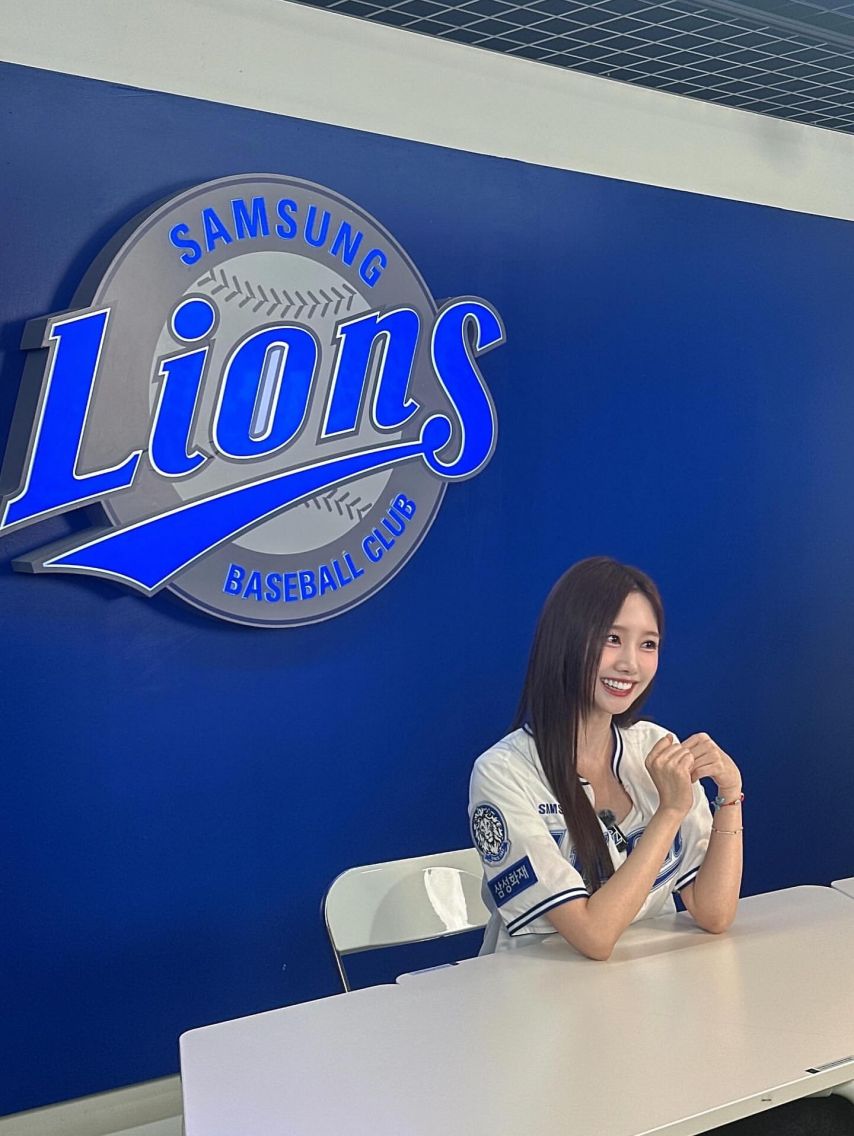 윤수빈 아나운서 인스타1_5.jpeg