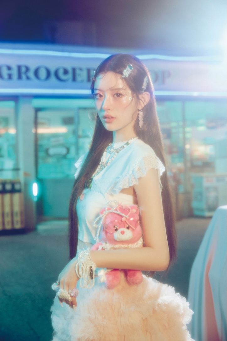 아일릿 Japan 1st Single ',時よ止まれ', Concept Photo1_4.jpg