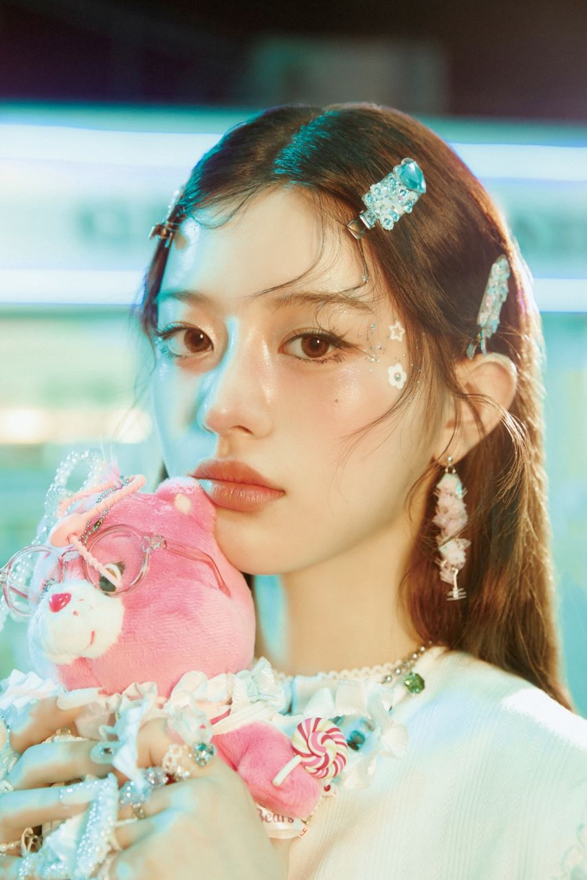 아일릿 Japan 1st Single ',時よ止まれ', Concept Photo1_3.jpg