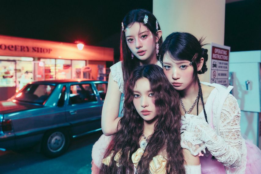 아일릿 Japan 1st Single ',時よ止まれ', Concept Photo1_11.jpg