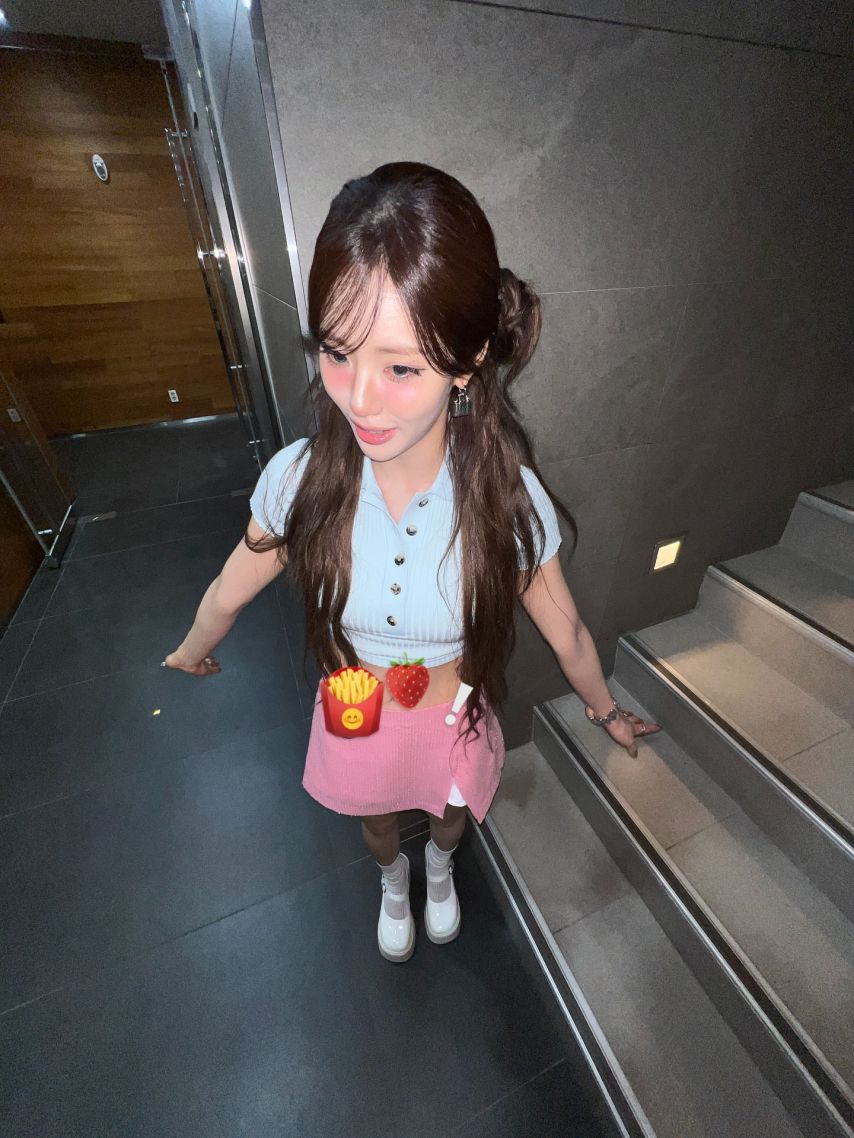 프로미스나인 송하영,박지원,이나경1_11.jpg