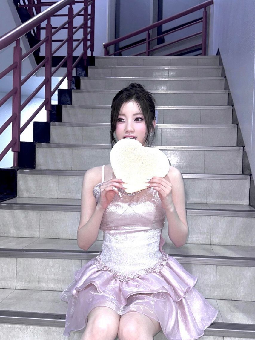 베이비몬스터 아사1_2.jpg