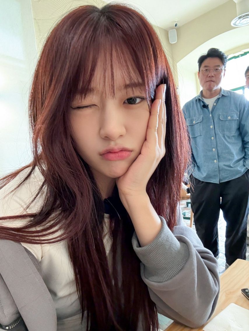 아이브 안유진1_1.jpg