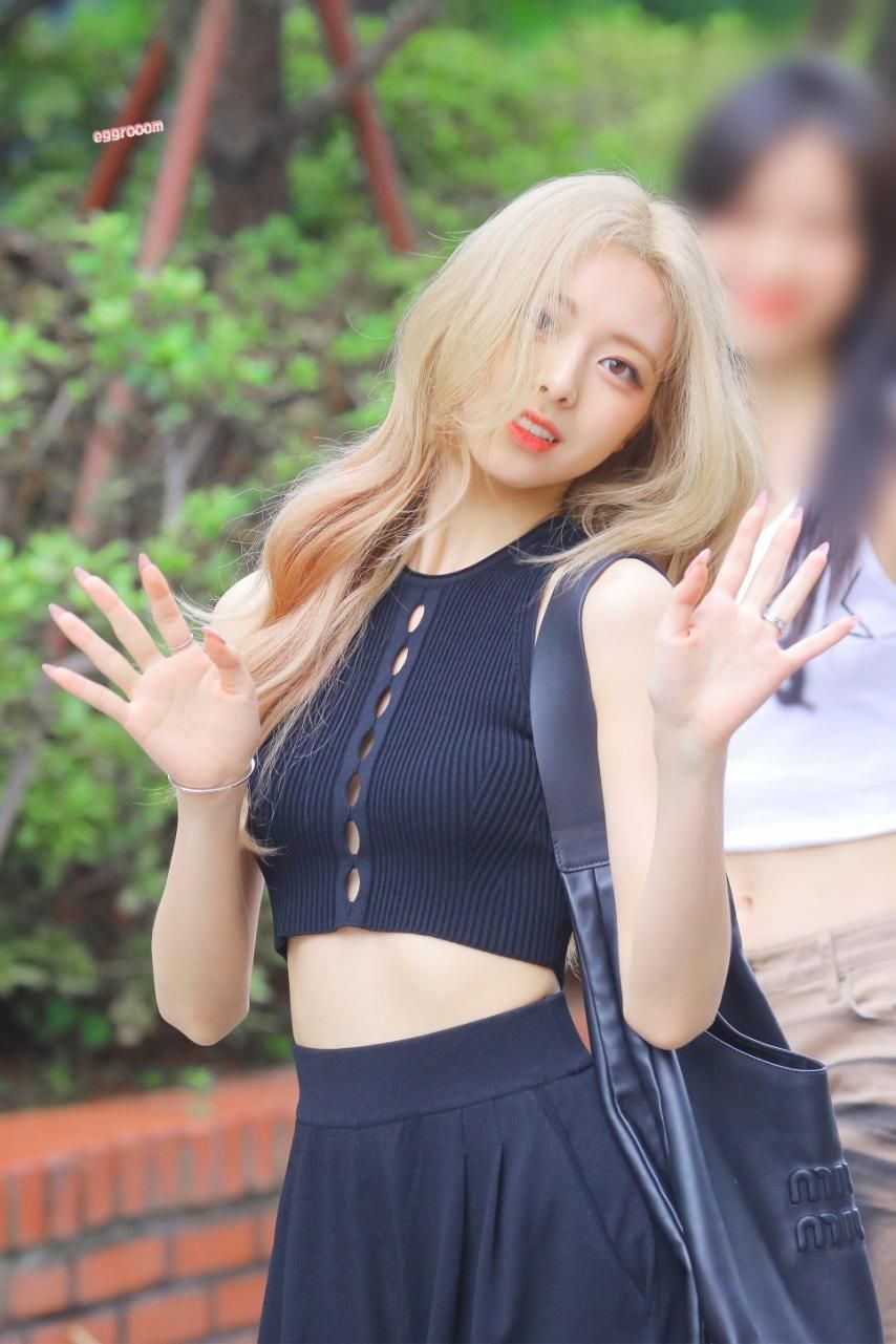 ITZY 유나1_4.jpg