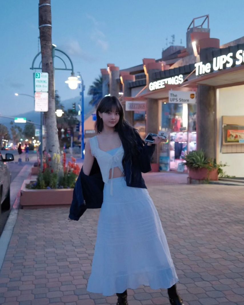 르세라핌 은채1_8.jpg
