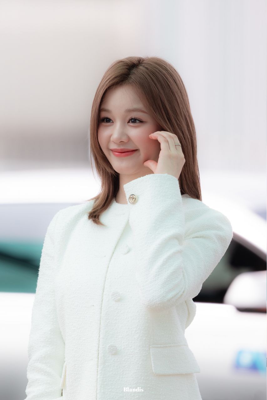 베이비몬스터 파리타1_10.jpg