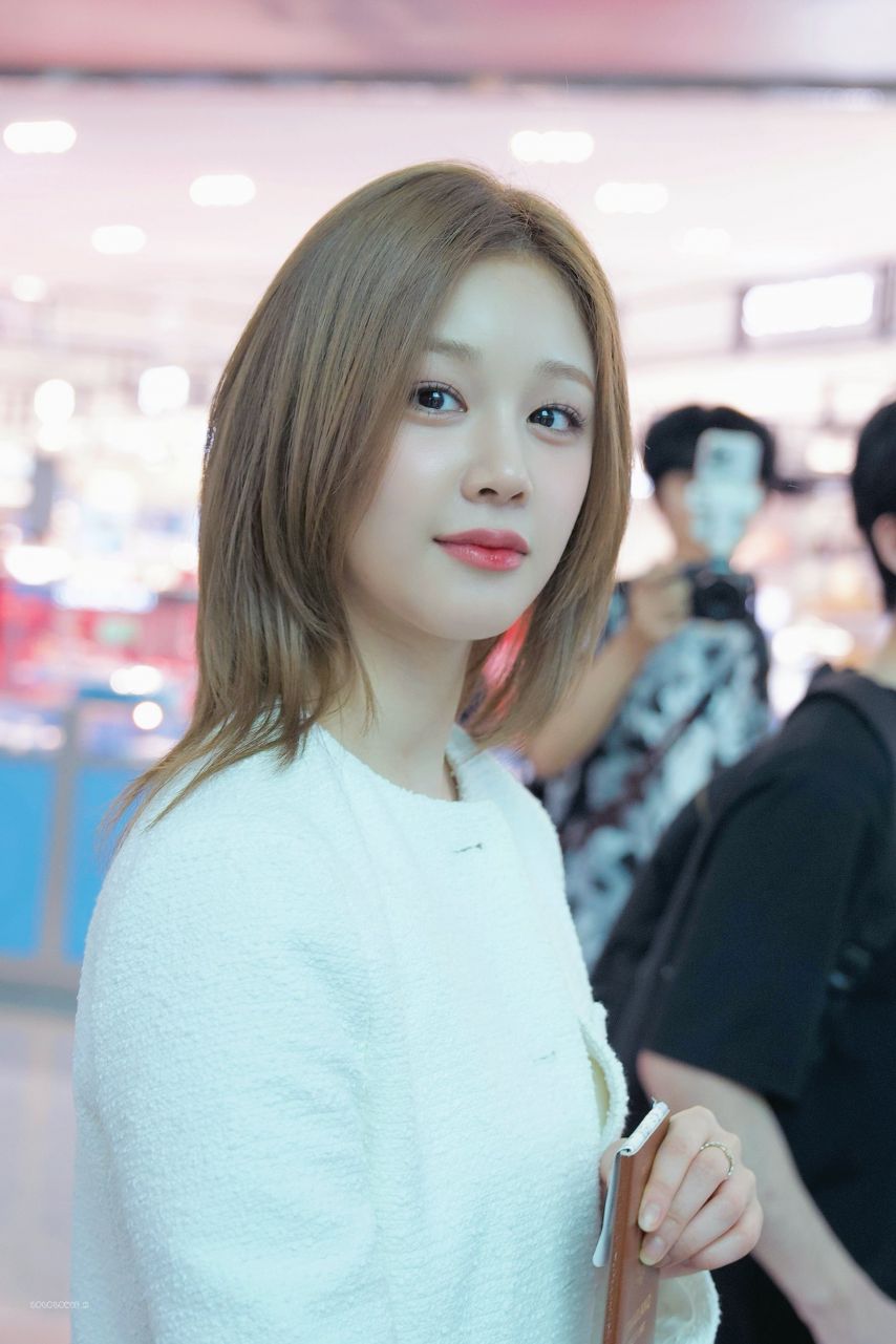 베이비몬스터 파리타1_8.jpg