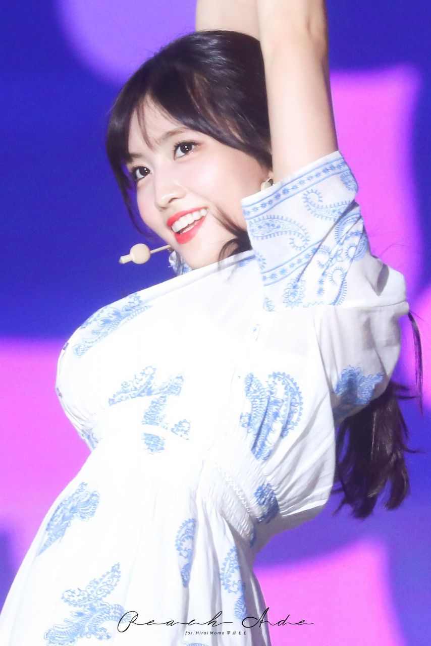 트와이스 모모1_2.jpg