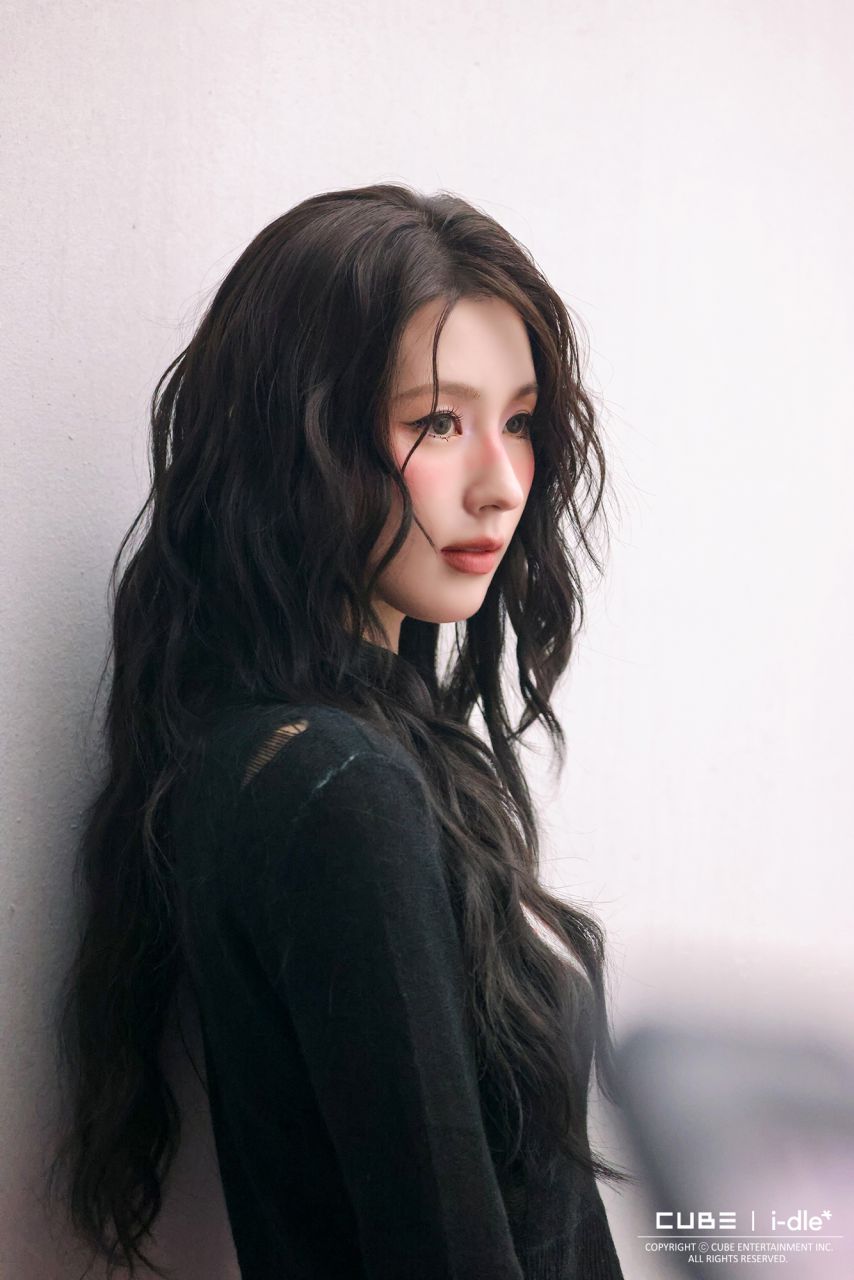 아이들 미연 2nd Mini Album [MY, Lover] Intro Film 비하인드1_1.jpeg