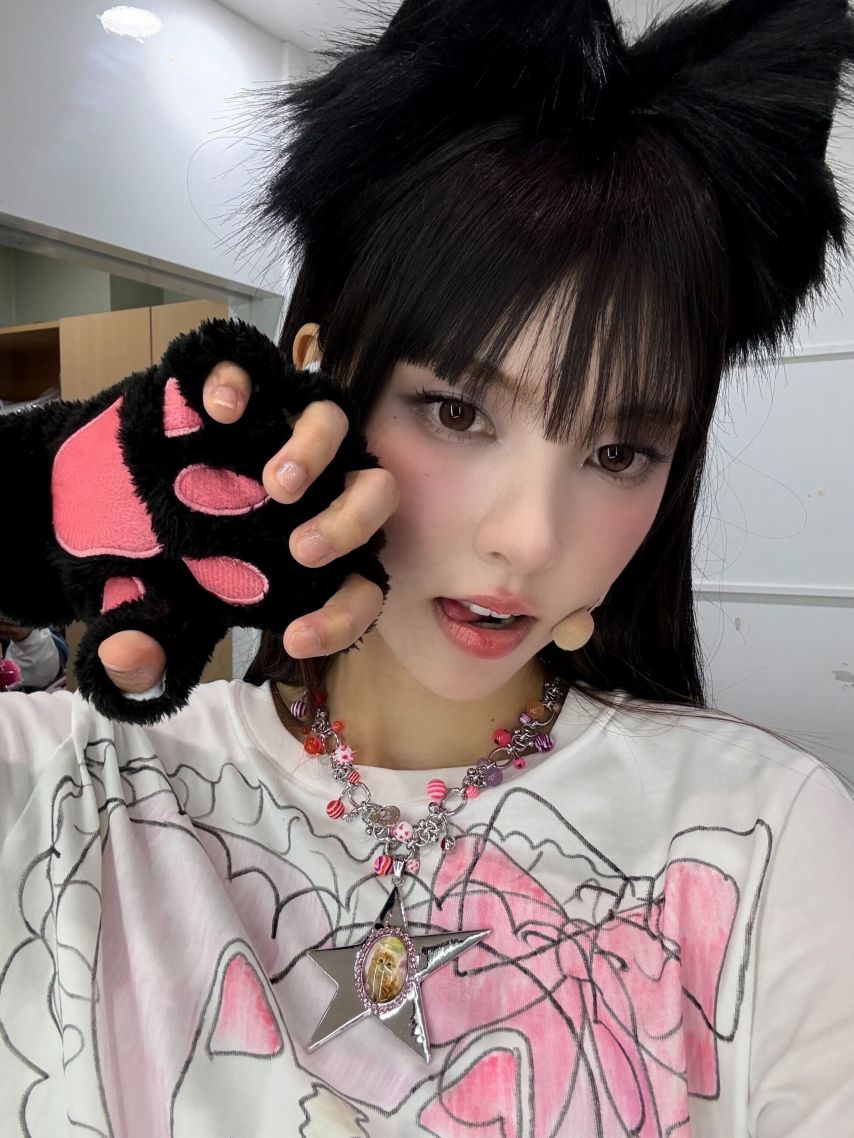 아일릿 윤아1_2.jpg