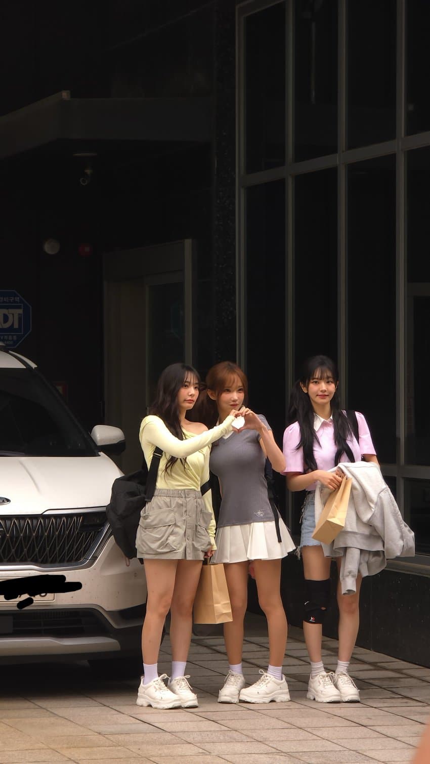 QWER 부르는 우산 _1_6.jpg