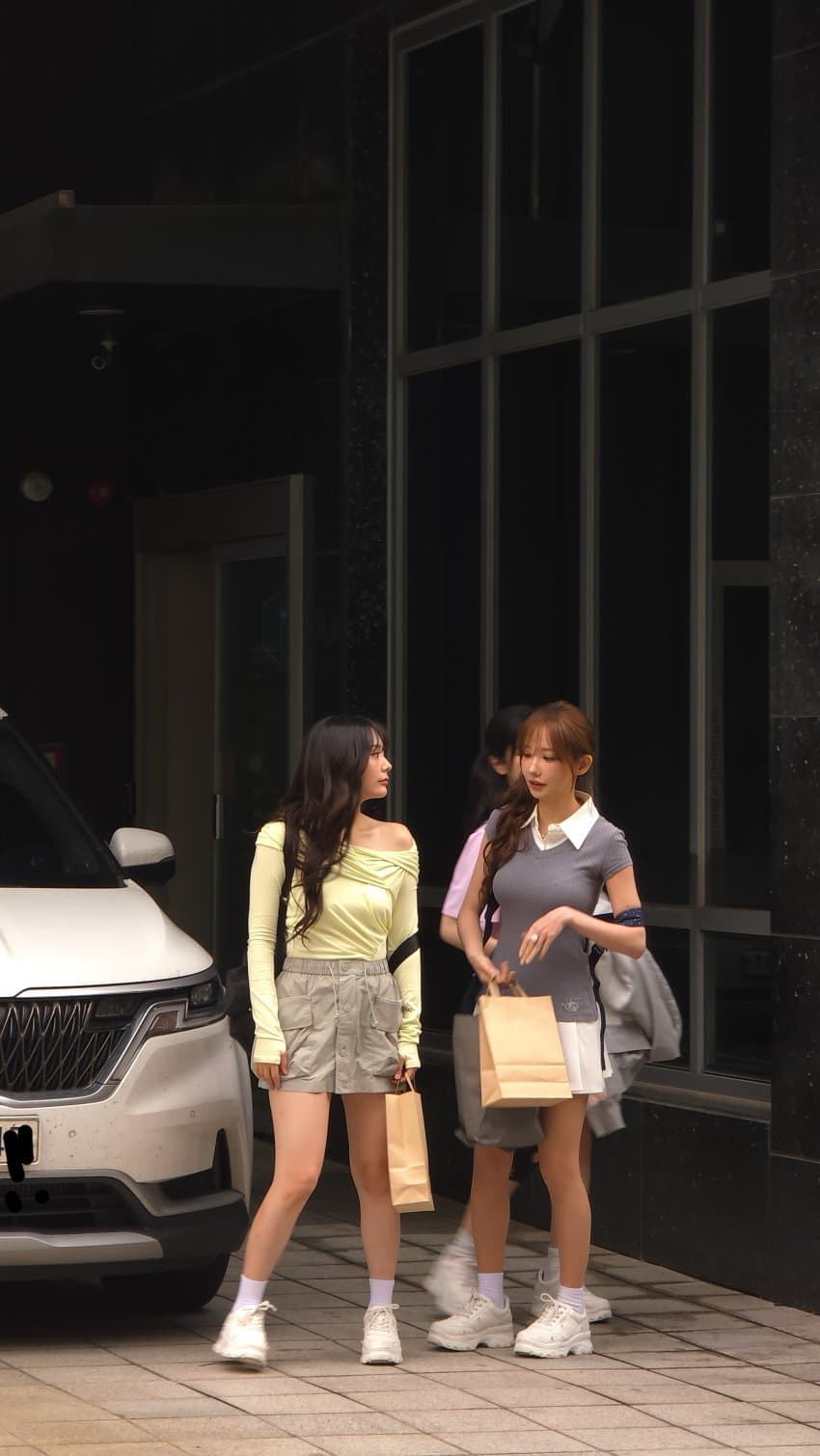 QWER 부르는 우산 _1_3.jpg