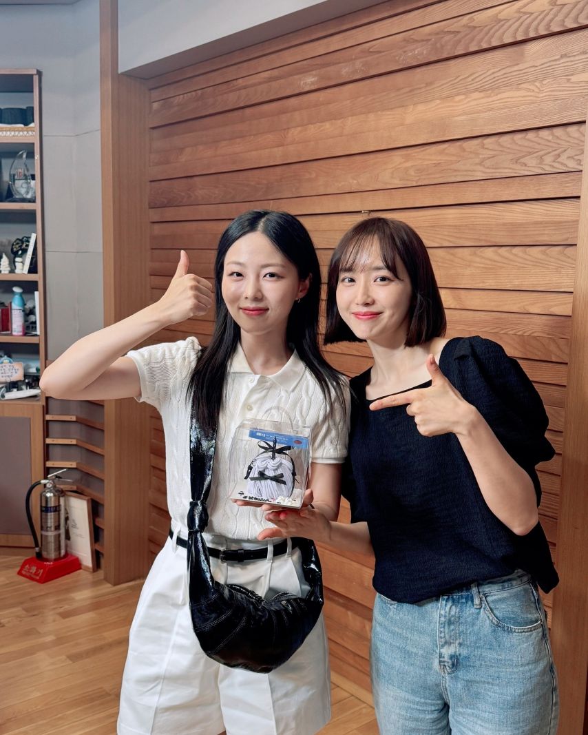 윤태진 with HYNN박혜원1_2.jpg