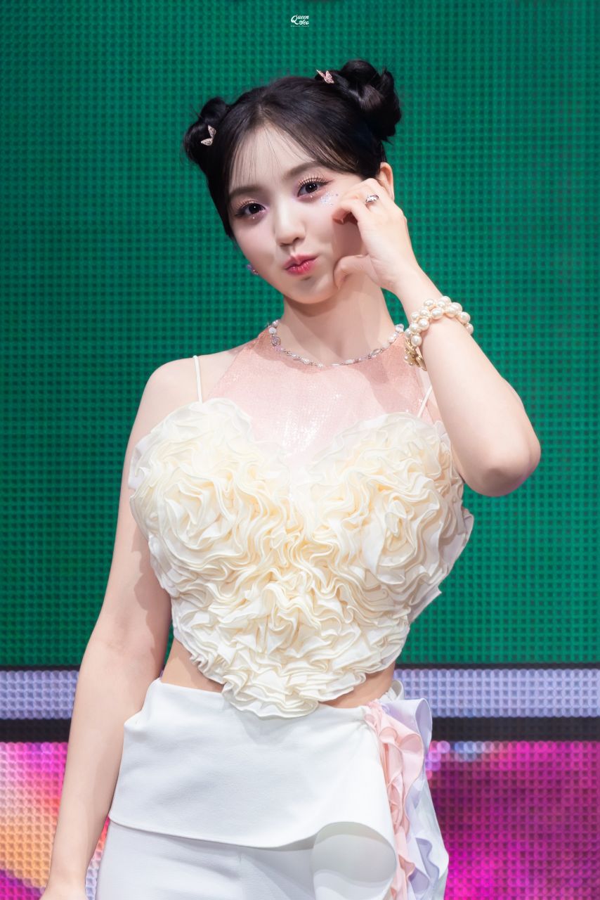 메이딘 강예서1_1.jpg