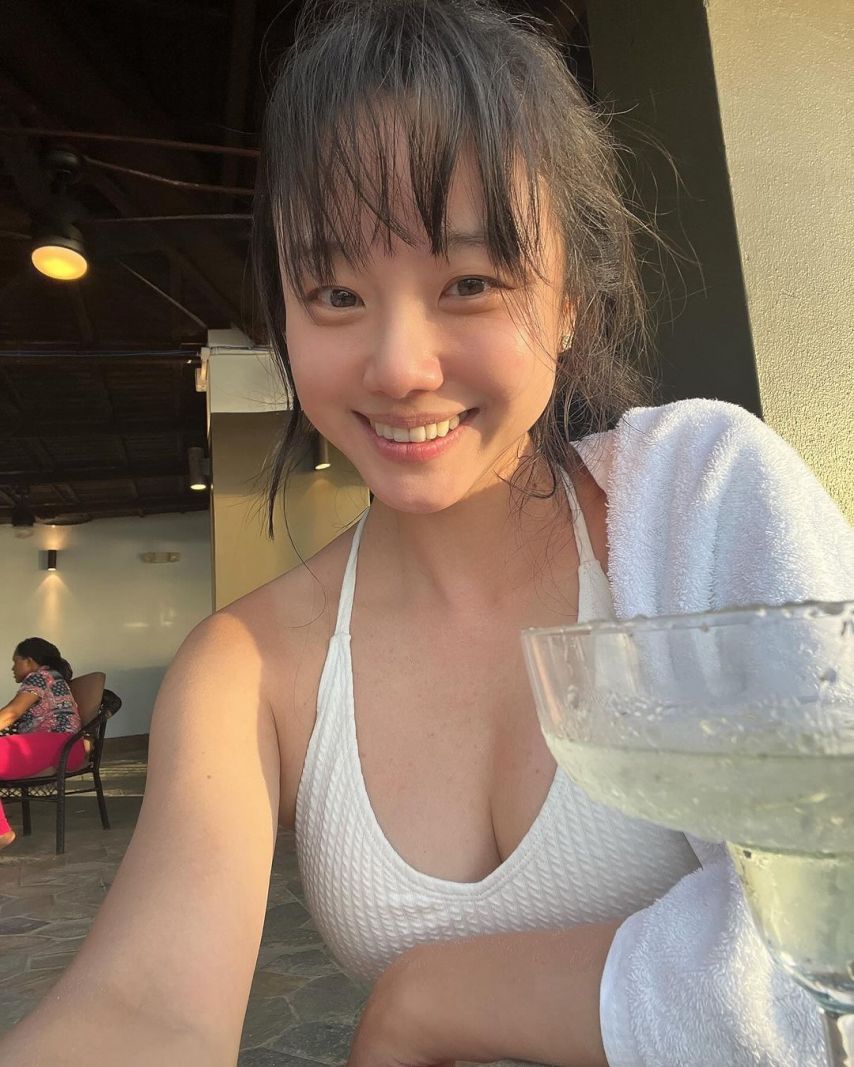 배우 이시원 이름처럼 시원한 비키니 몸매1_14.jpg