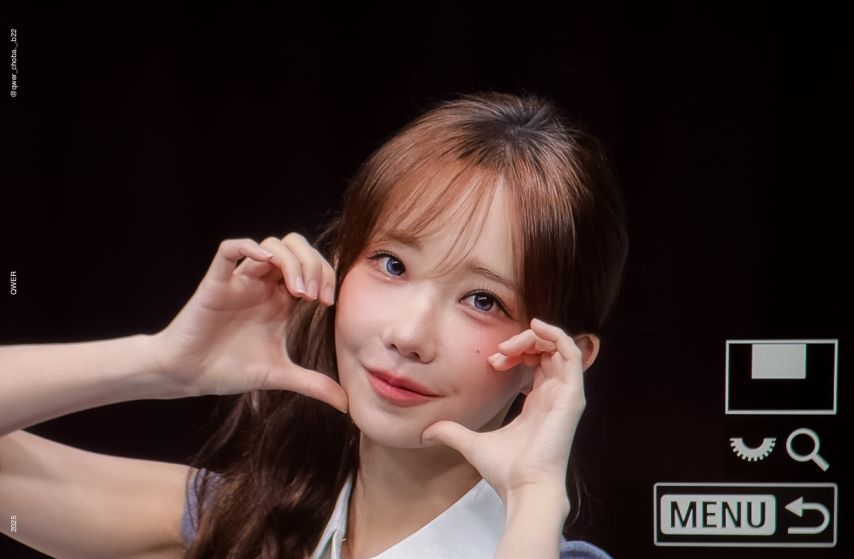 QWER 마젠타2_2.jpg