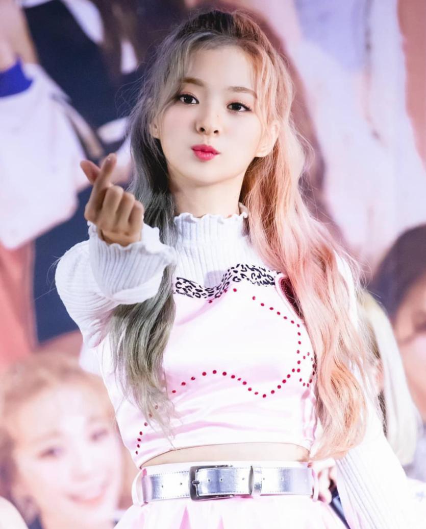 프로미스나인 이나경_4.jpg