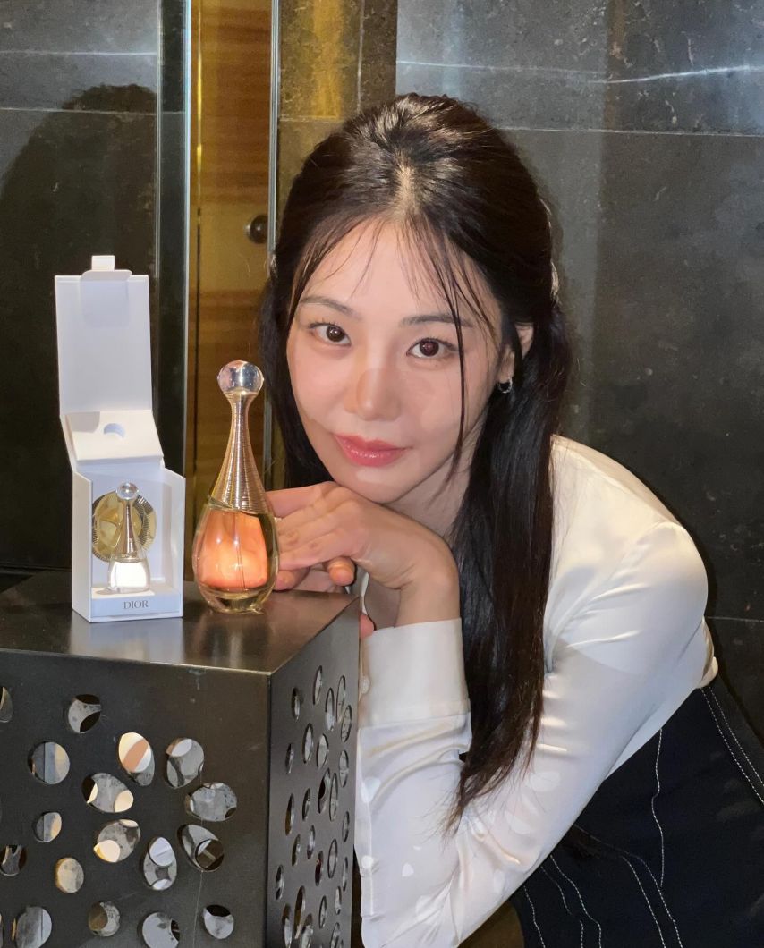 한지은 인별1_2.jpg