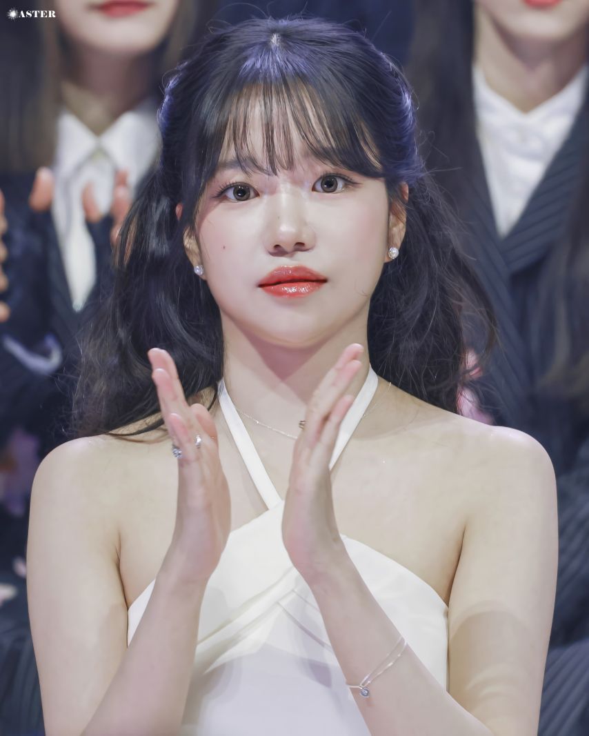 [아이즈원] 조유리1_1.jpg
