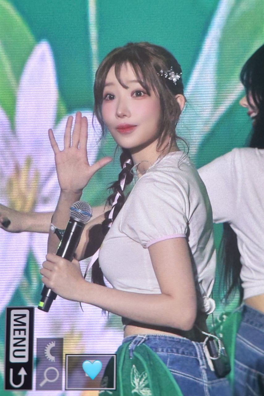 [QWER] 마젠타1_1.jpg