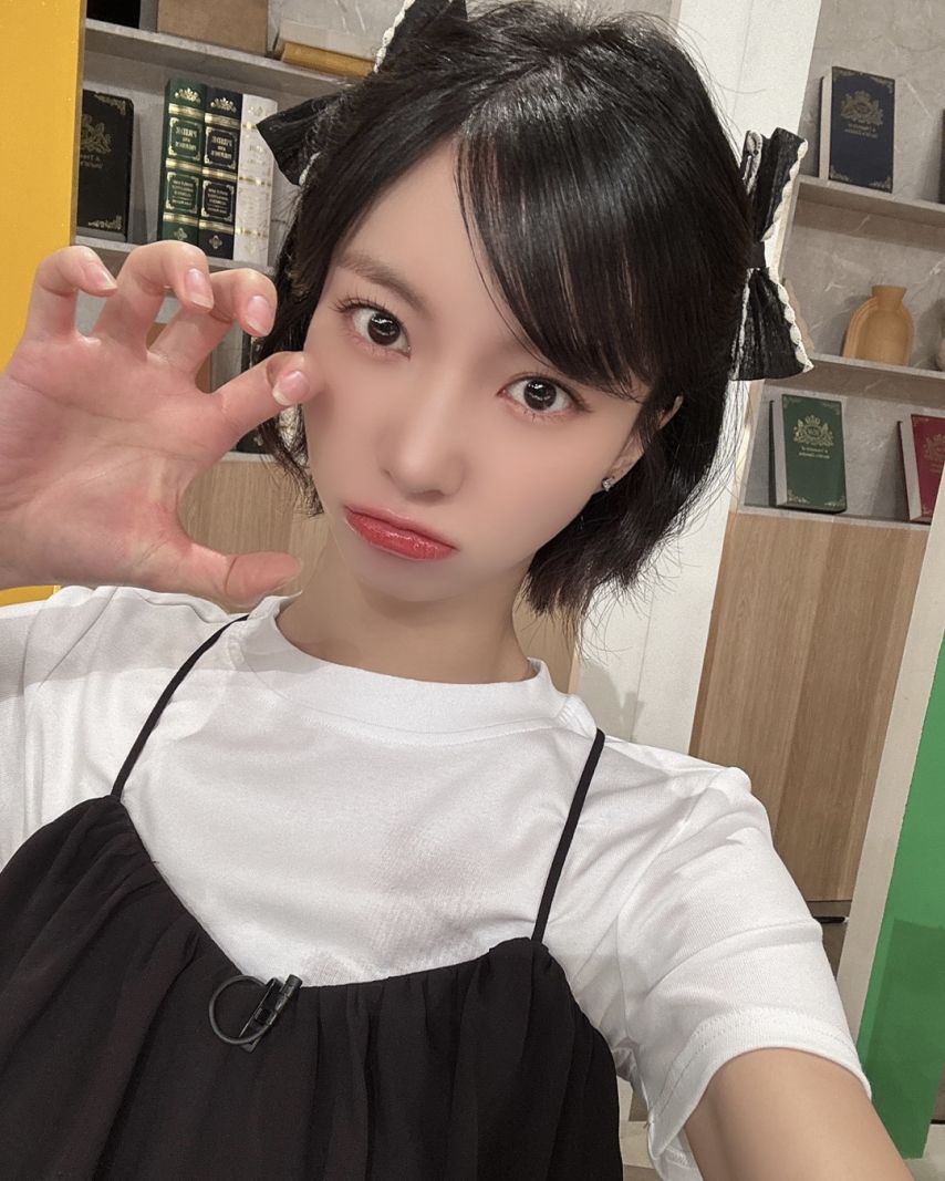 유빈 오마이걸2_2.jpg