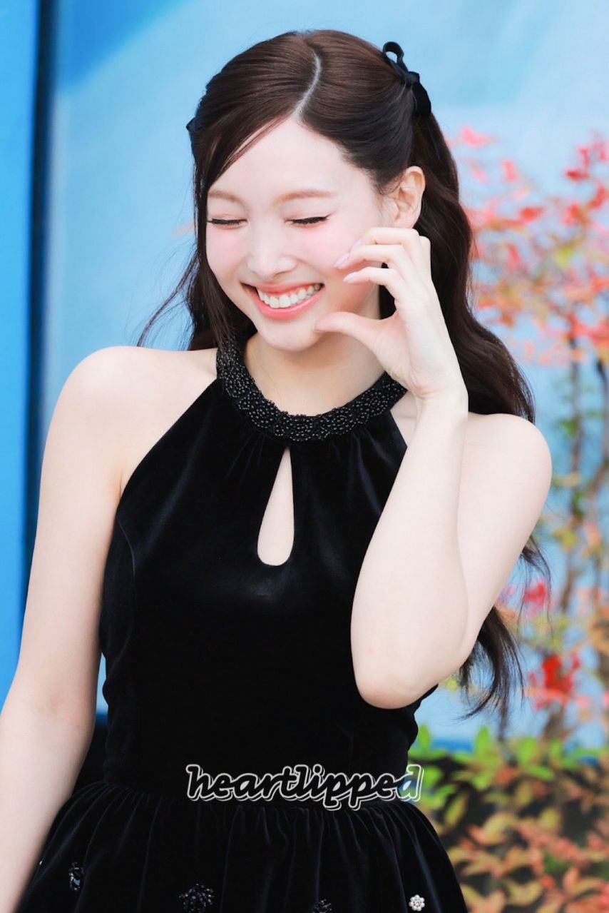 오늘자 트와이스 나연1_2.jpg