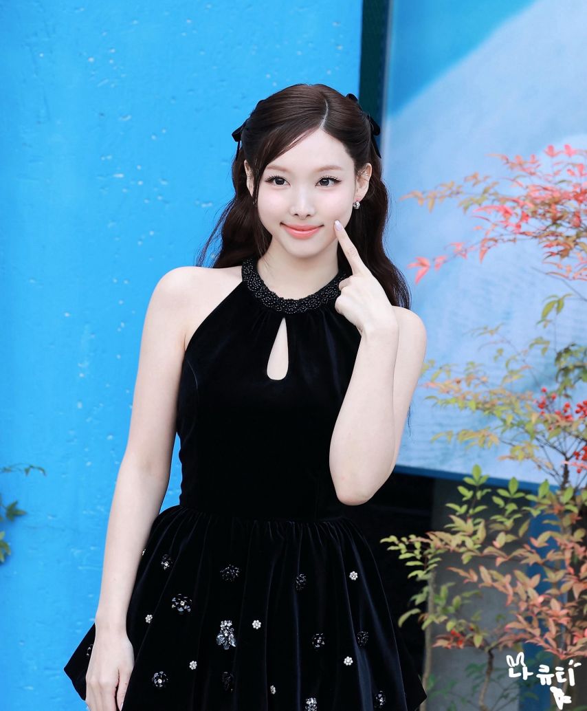 오늘자 트와이스 나연1_6.jpg