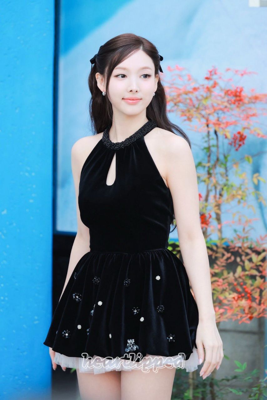 오늘자 트와이스 나연1_4.jpg