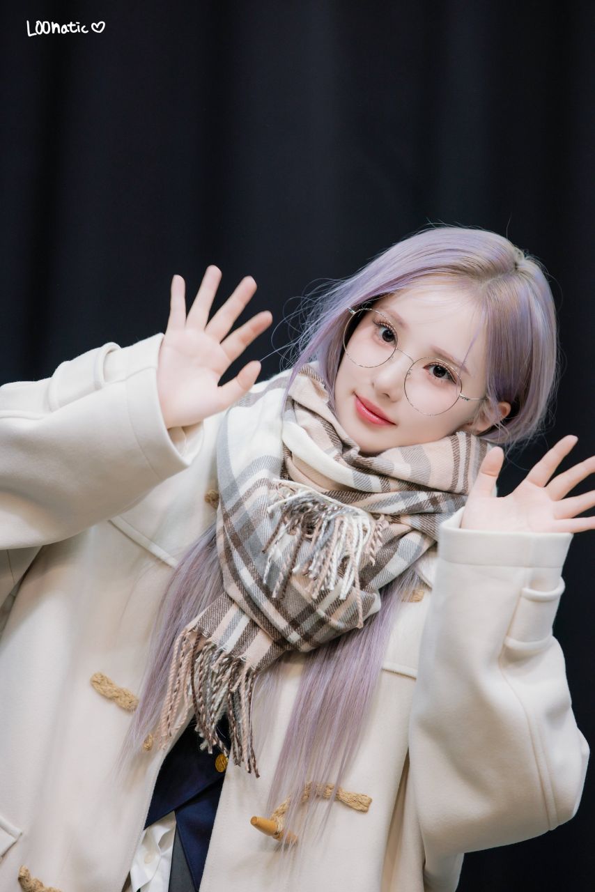 VIVIZ 은하1_2.jpg