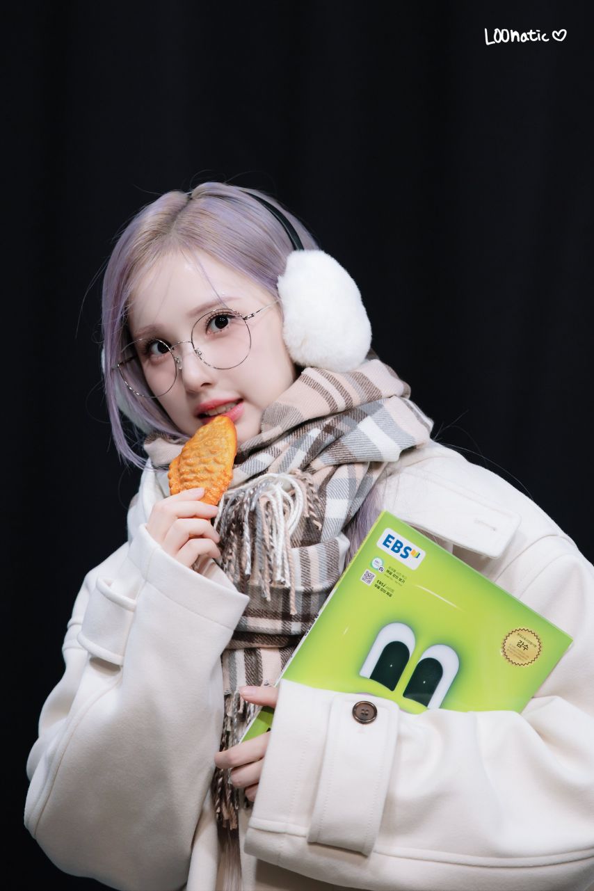 VIVIZ 은하1_1.jpg