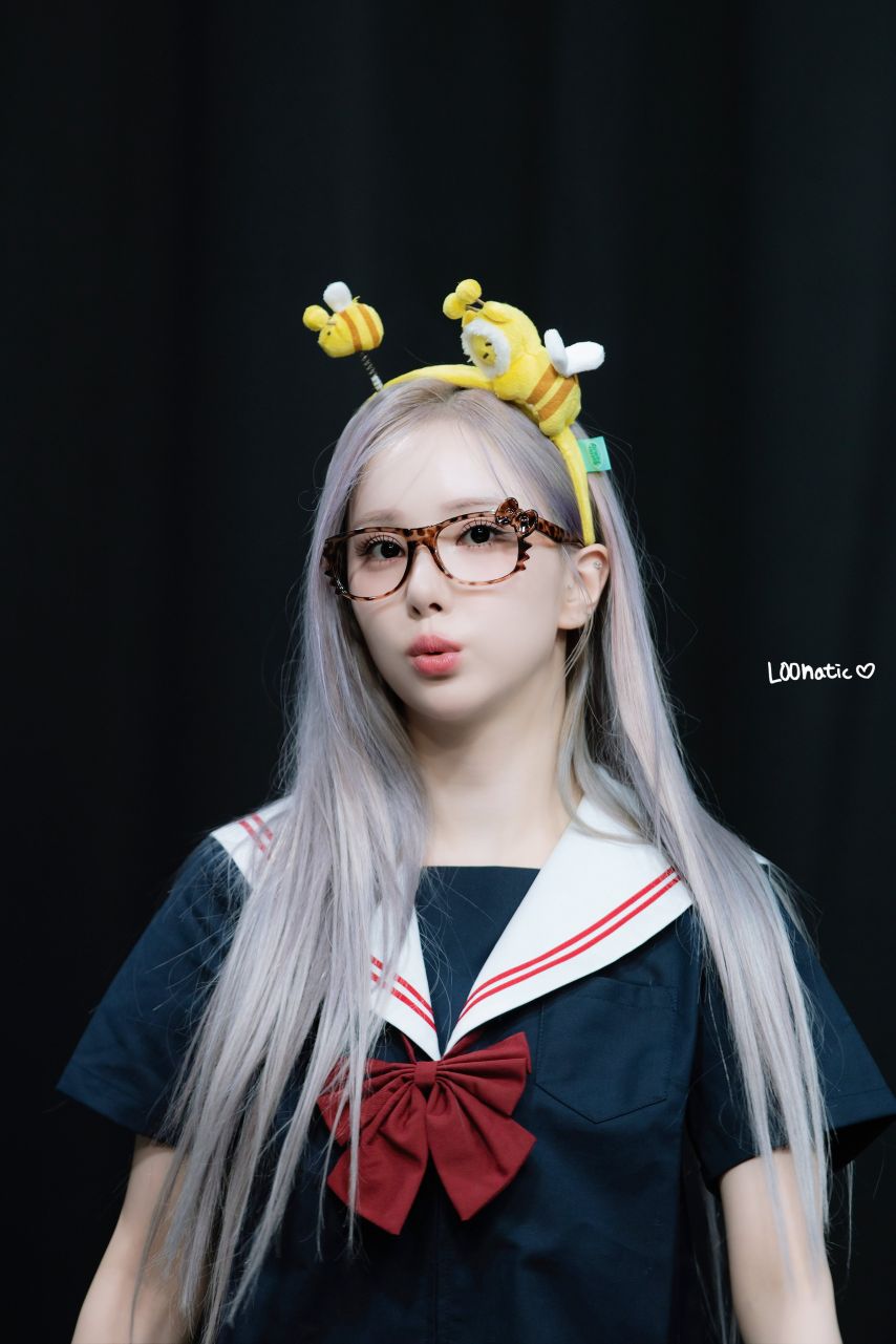 VIVIZ 은하1_6.jpg