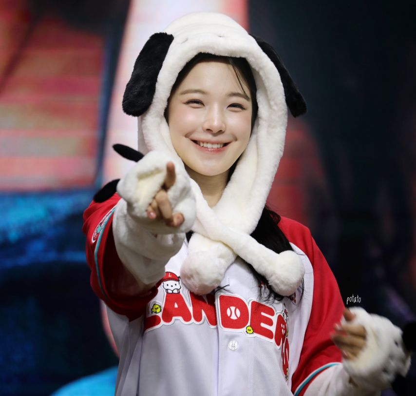 프로미스나인 백지헌2_2.jpg