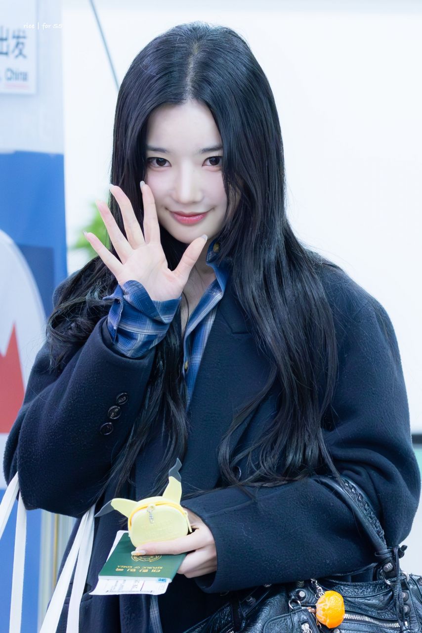 트리플에스 김유연1_2.jpg