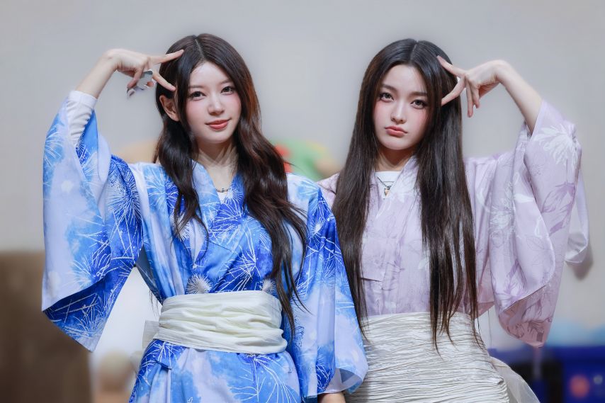 아일릿 모카 이로하1_2.jpg