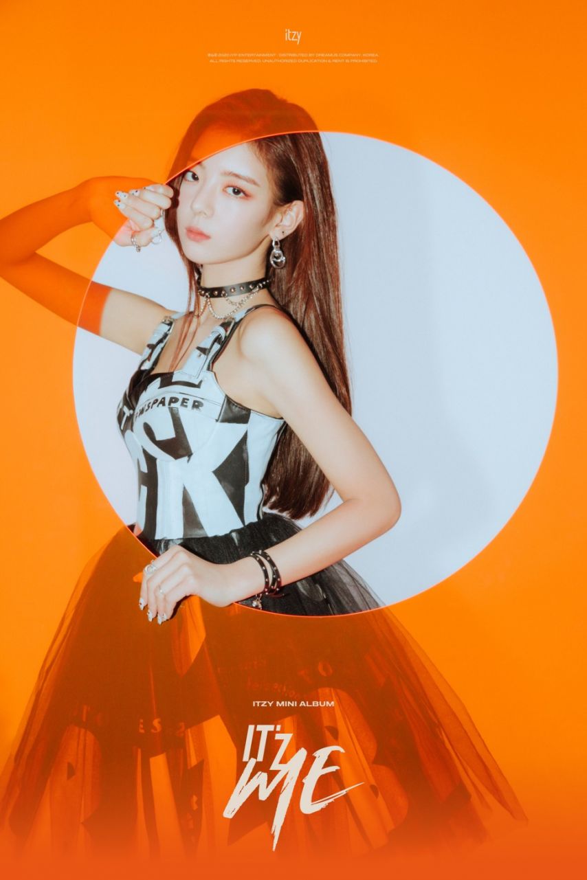 ITZY 리아1_3.jpg