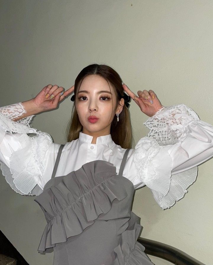 ITZY 리아1_2.jpg