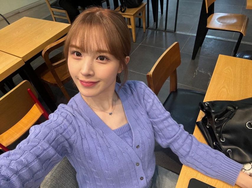 위클리 재희1_1.jpg
